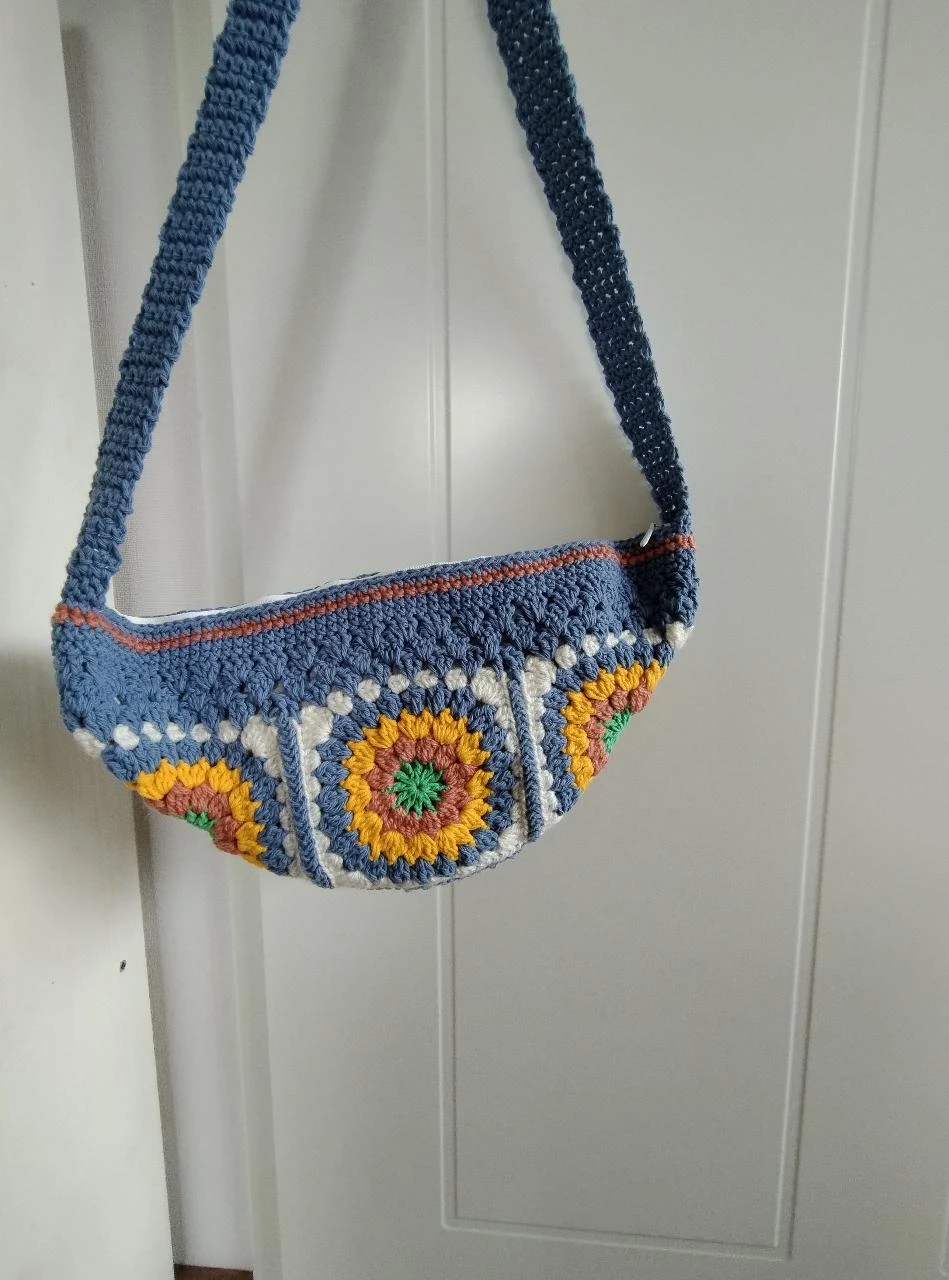 Handgemaakte crossbodytas banaantas retro blauw geel